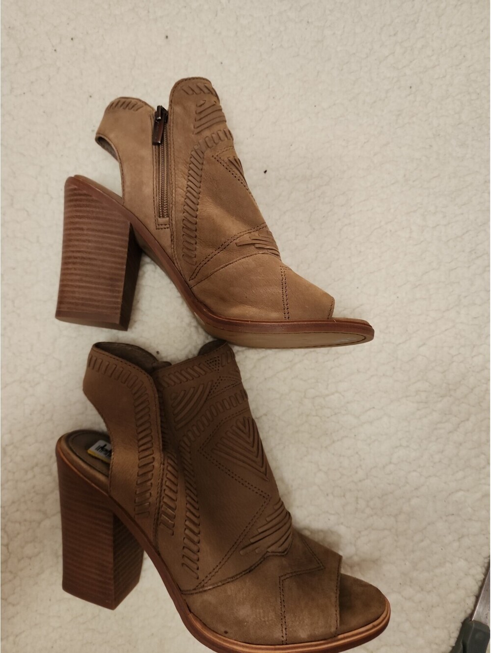 Vince Camuto Shoes Womens Size 10 Taupe Vanetta Peep Toe Booties Block Heel